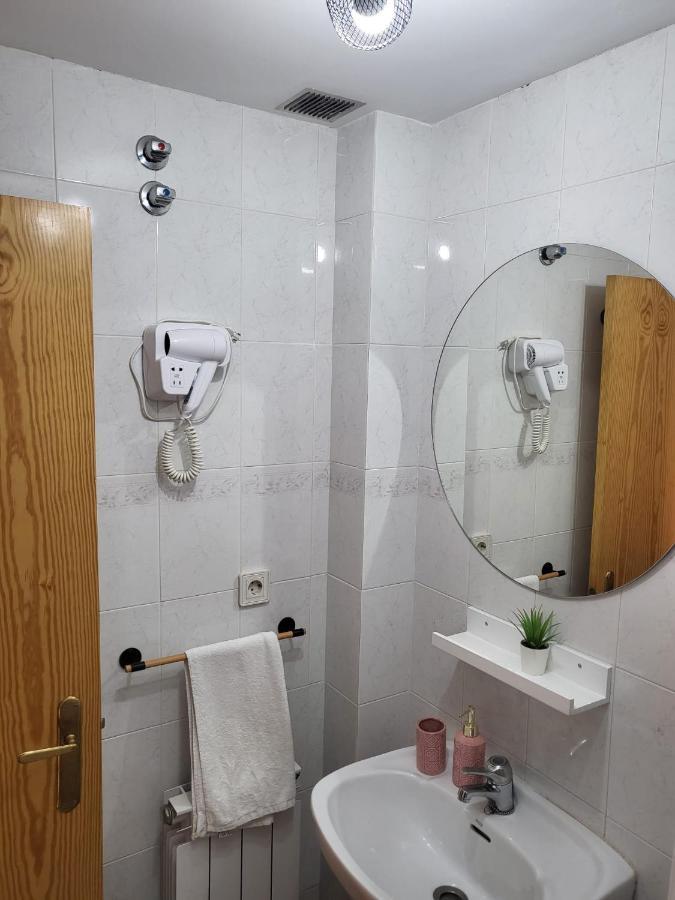 Casa Rural Reyes Nuévalos Exteriér fotografie